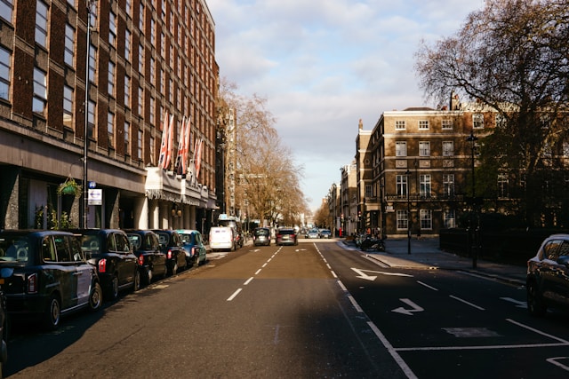 Local cleaning services in Fulham for offices and residential properties