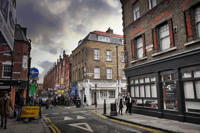 Local cleaning services in Brixton for offices and homes