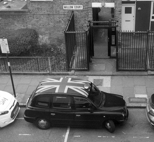 Professional cleaners in Barons Court