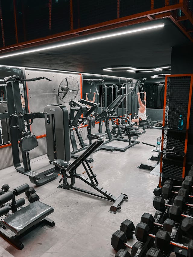 gym and leisure cleaning in london with professional floor care and hygiene-led methods