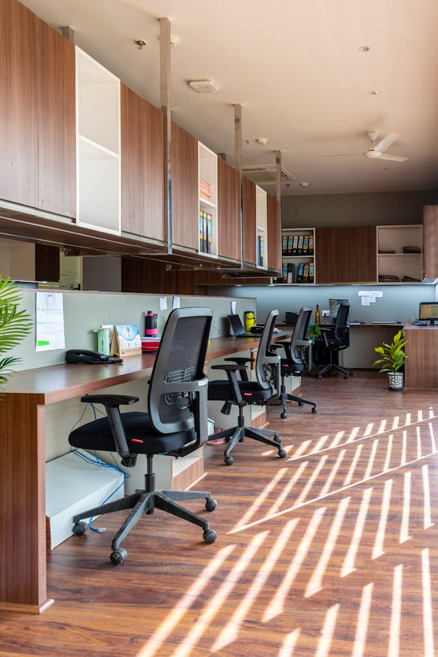 Professional cleaning standards in Chiswick W4 for offices and commercial spaces